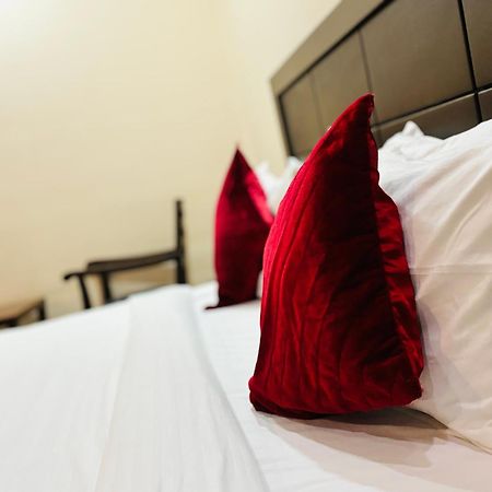Hotel Hc Grand นิวเดลี ภายนอก รูปภาพ