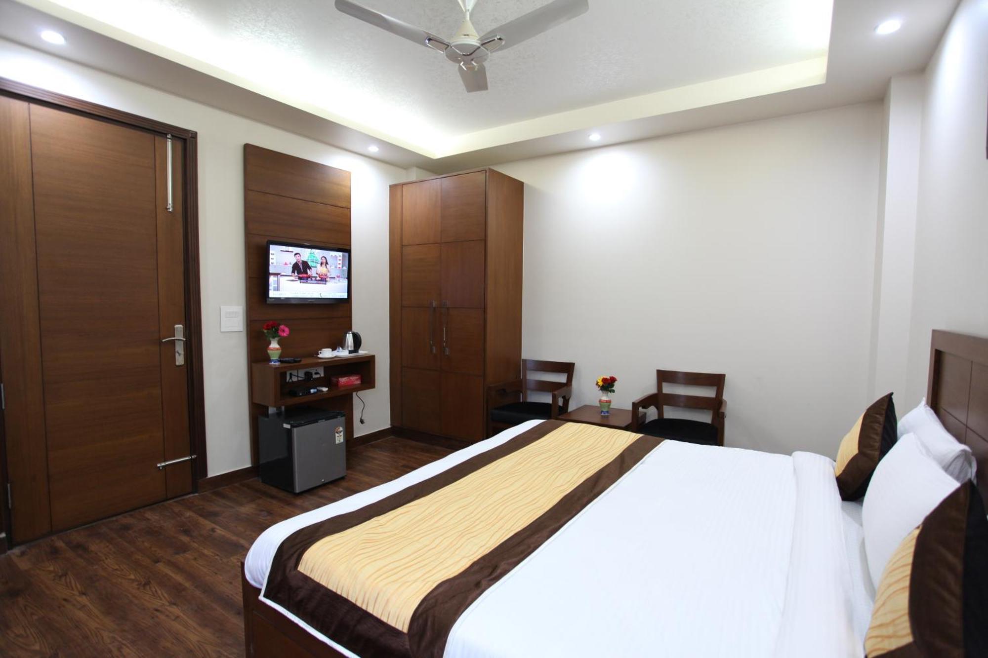 Hotel Hc Grand นิวเดลี ภายนอก รูปภาพ